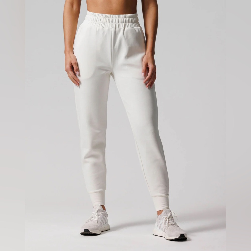 Three Nails Women's Essential Jogger